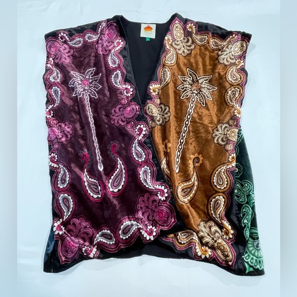 Farm Rio | Sweet Mermaids Top | Small - Picture 2 of 10